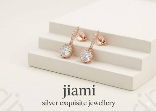 The Silver Fan Studs